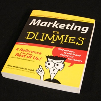 MARKETING FOR DUMMIES - Alex Hiam