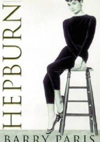 Audrey Hepburn - Paris Barry